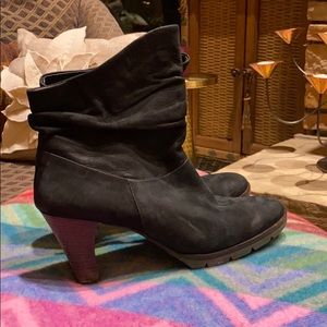 Paul Green Heeled Booties